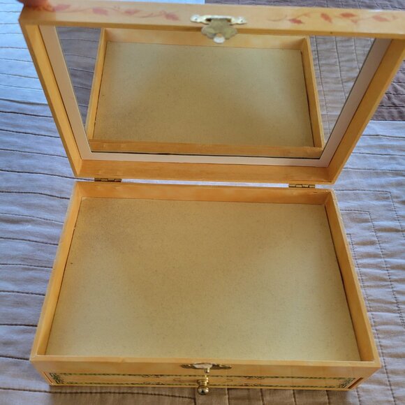 Reeves Enchantments Horse Mirrored Lid Jewelry Box with 4 Lower Drawers - Picture 8 of 9